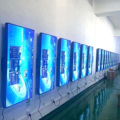 แผงแสดงผล LCD หน้าต่างร้านค้าขนาด 55 นิ้วแขวน 3500nits 1080p